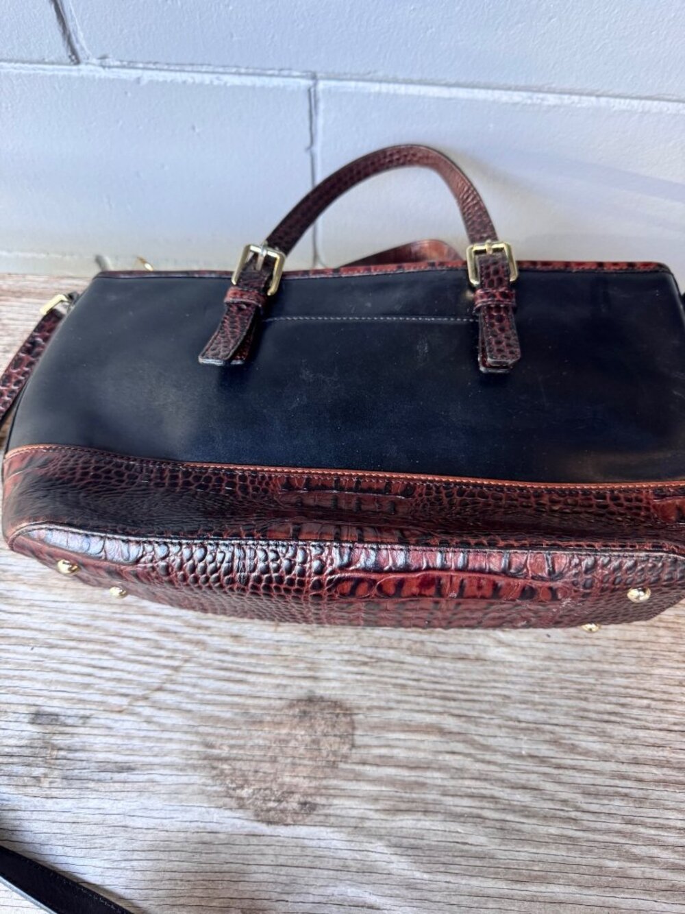 Brahmin Leather Satchel Shoulder Crossbody Bag Black Brown Croc Embossed Zip Top - Picture 4 of 9